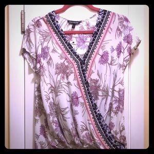 NWT High-Low Express Floral Blouse